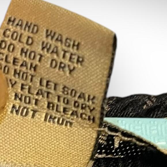 Pleat Pleat By Rafael Faux Wrap Blouse Women's Small Multicolor Mixed Print Top - Picture 6 of 9